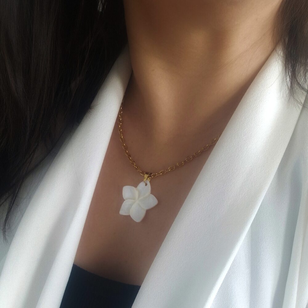 Naszyjnik White Flower
