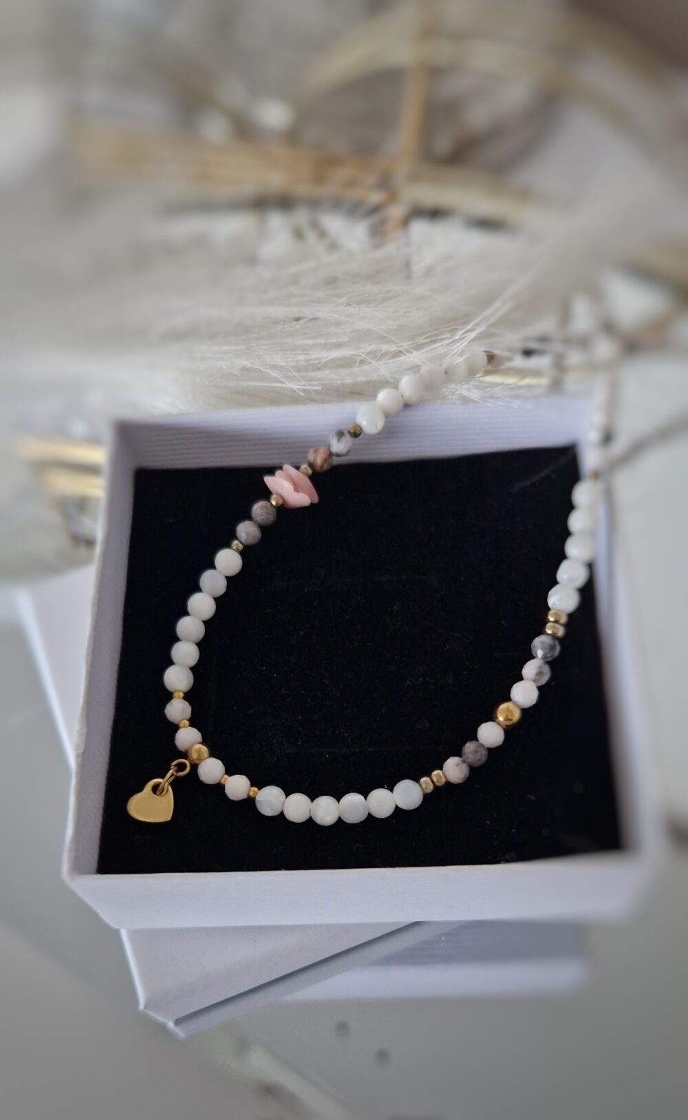 Naszyjnik choker z kamieni Delicate Heart