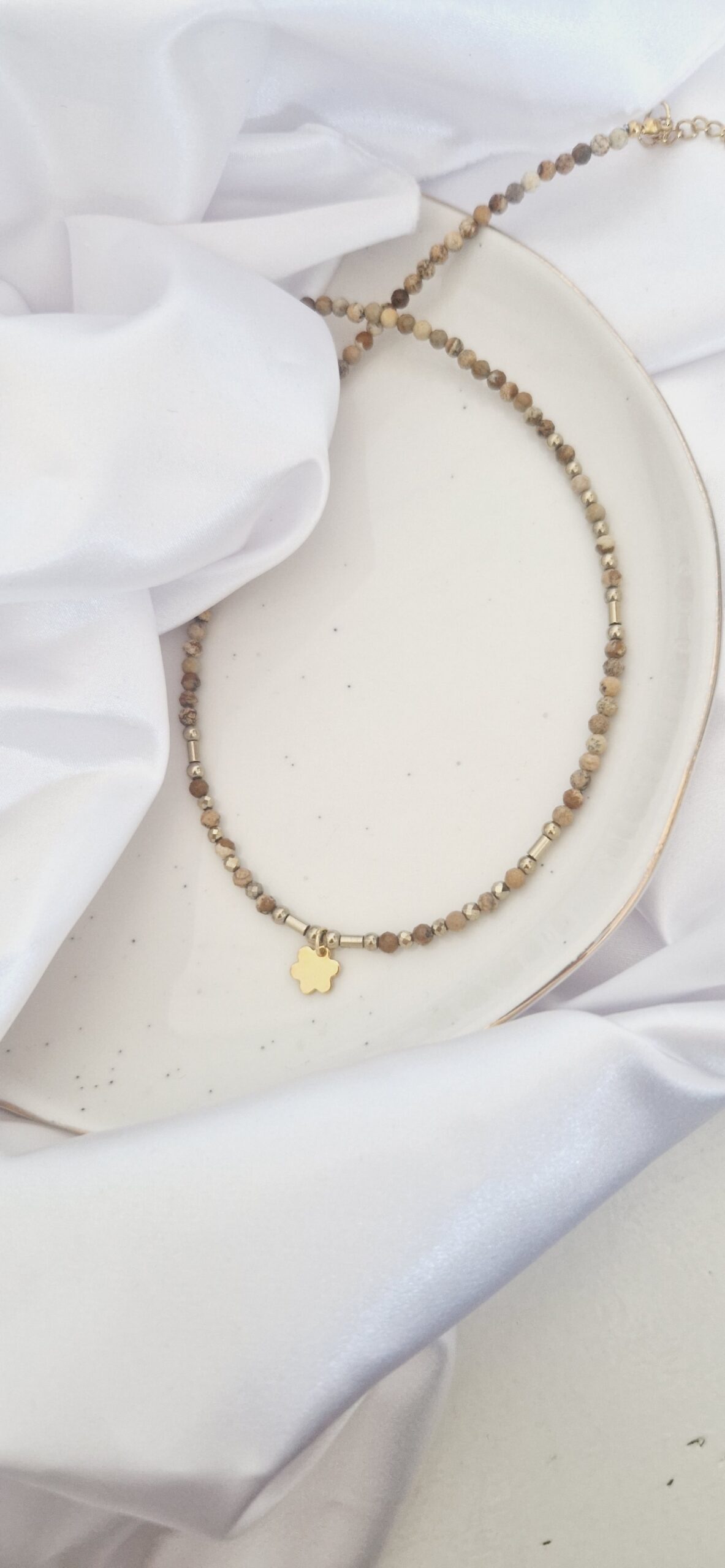 Naszyjnik choker z kamieni naturalnych Jaspis Calm Naszyjnik choker z kamieni naturalnych Jaspis Calm